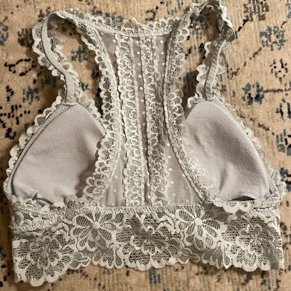 BRAS 3 FOR $30 Aerie lace bralette - Picture 2 of 3